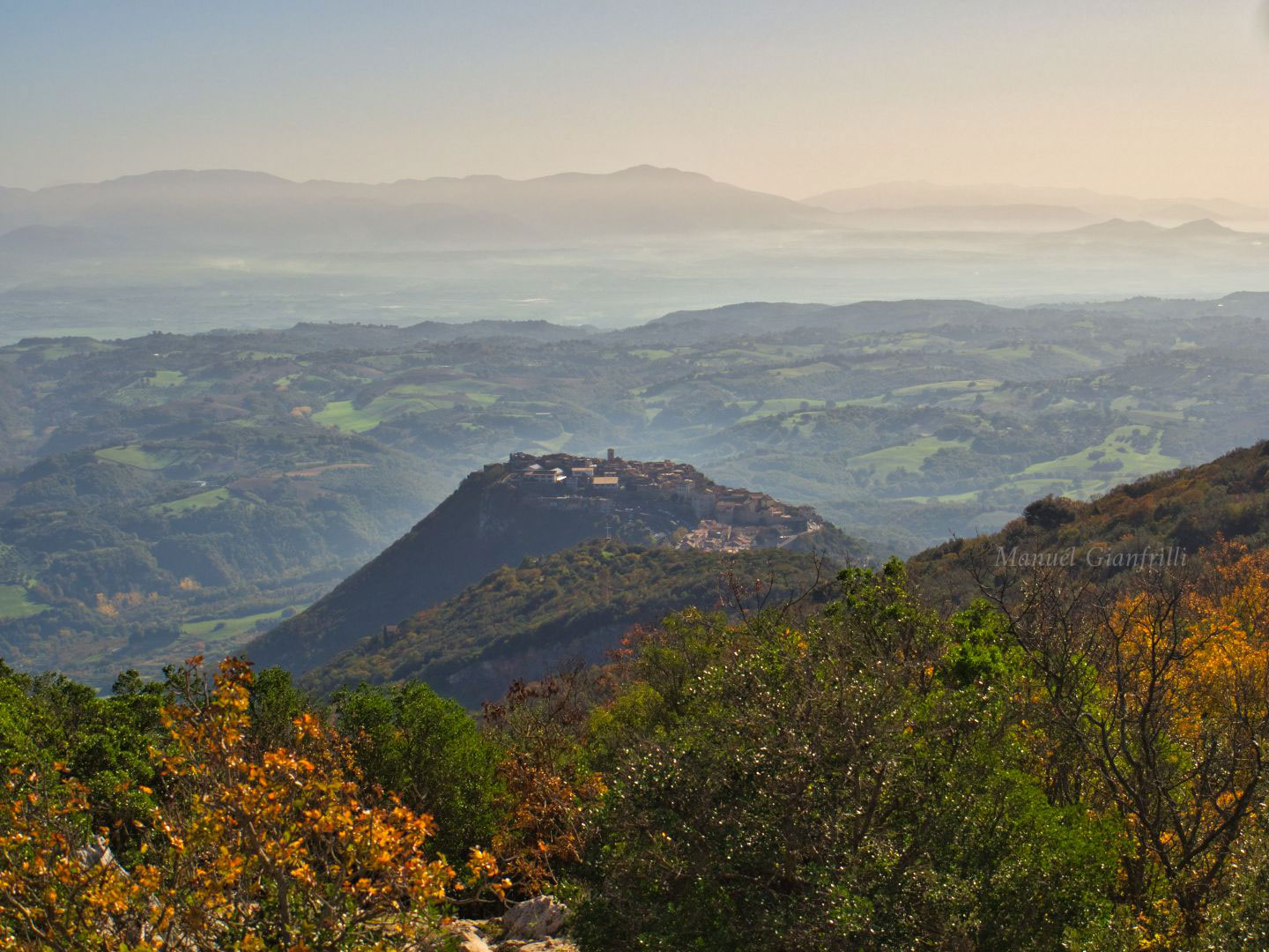 Il paese di Sant'Oreste visto dall'alto